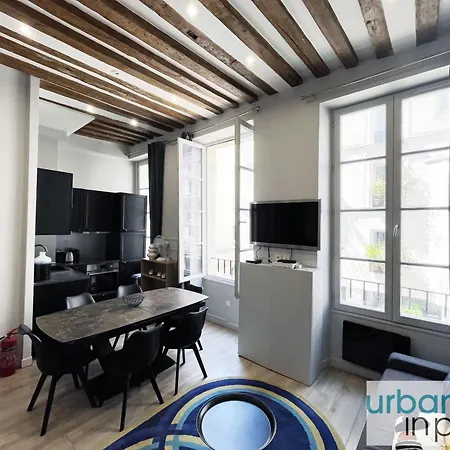 Urbanflat 44 - In Center Of Apartman *