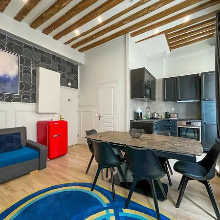 Urbanflat 44 - In Center Of *